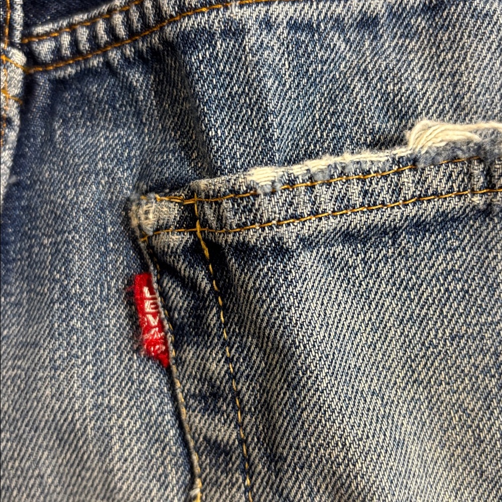 🌸RARE Vtg 501 Selvedge capital E Levis Shorts🌸 - Picture 8 of 14